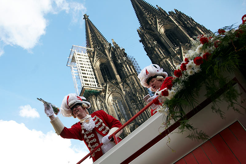 Alemania-colonia-catedral-desfile-carnaval