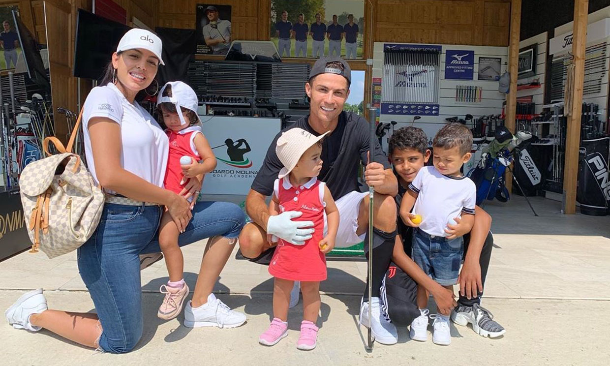 Cristiano Ronaldo, animado por sus hijos y Georgina Rodríguez desde casa
