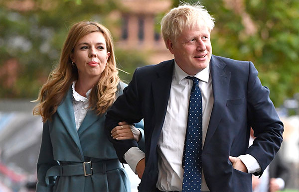 Boris Johnson y Carrie Symonds