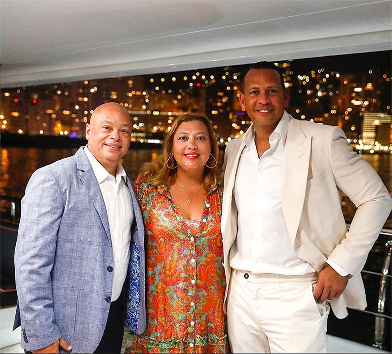 Alex Rodriguez celebra su 46 cumpleaños en Mónaco e Ibiza