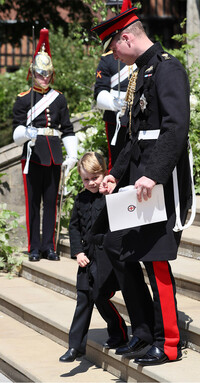 George uniforme boda Príncipe Harry