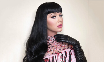 Katy Perry sorprende al regresar a su clásico pelo largo y negro