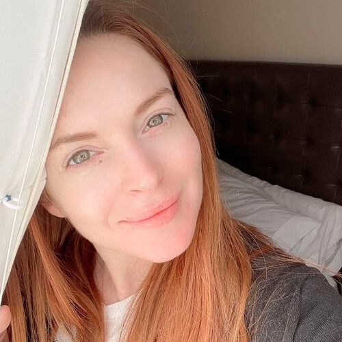 ¡Libre de maquillaje! Lindsay Lohan revela su belleza al natural