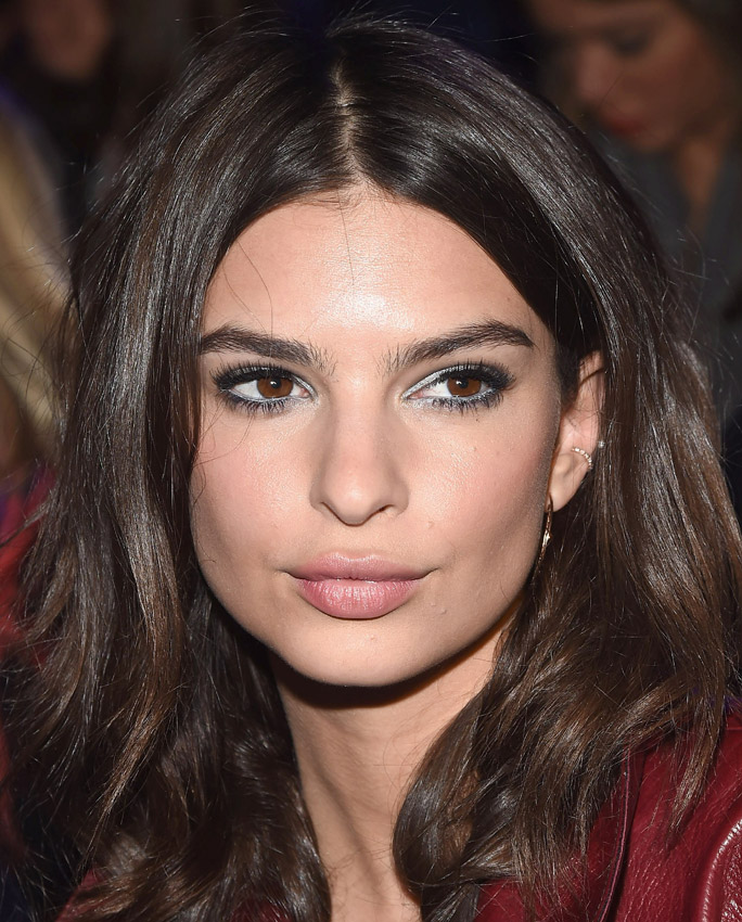 ¡Feliz cumpleaños! Emily Ratajkowski, 25 años en 25 'looks' - Foto