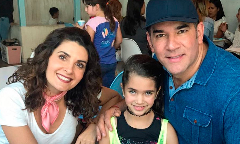 Mayrín Villanueva y Eduardo Santamarina celebran los 8 años de su 'beb...