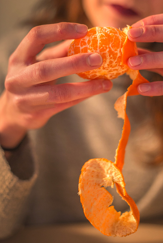La mandarina Orri contiene una gran cantidad de zumo, es fácil de pelar, con una pulpa jugosa y un sabor único