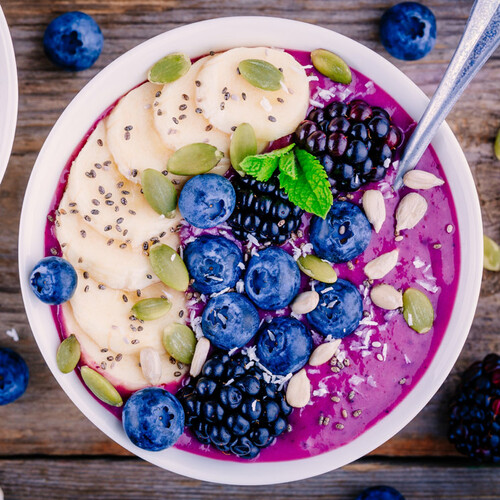 Desayunos saludables: Adiós bol de leche y cereales, hola ‘smoothie bowl’