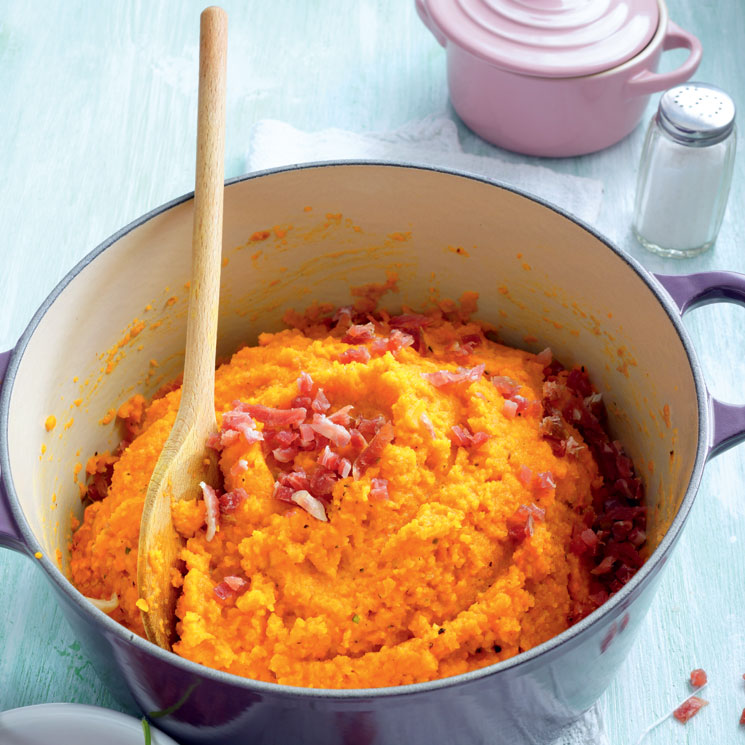 Puré de calabaza con taquitos de jamón y vino de Jerez