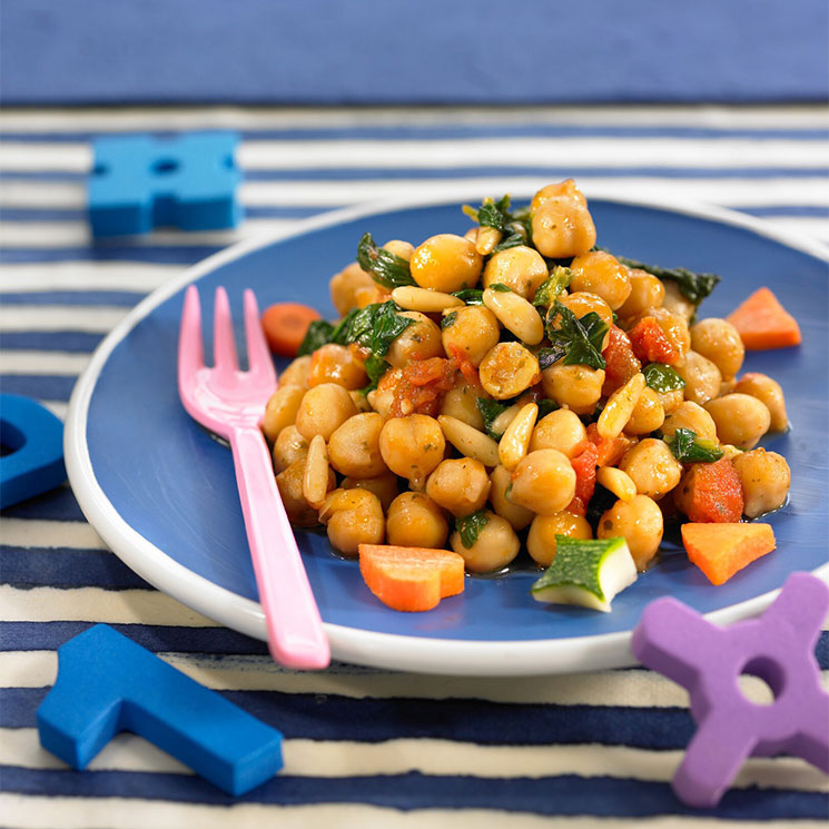 Salteado De Garbanzos Con Verduras Y Piñones 5074