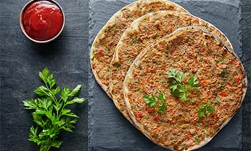 'Lahmacun', la pizza que viene de Oriente Medio