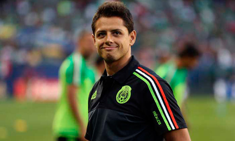 Chicharito Convertido En Un Verdadero Fan Adivina De Quienes