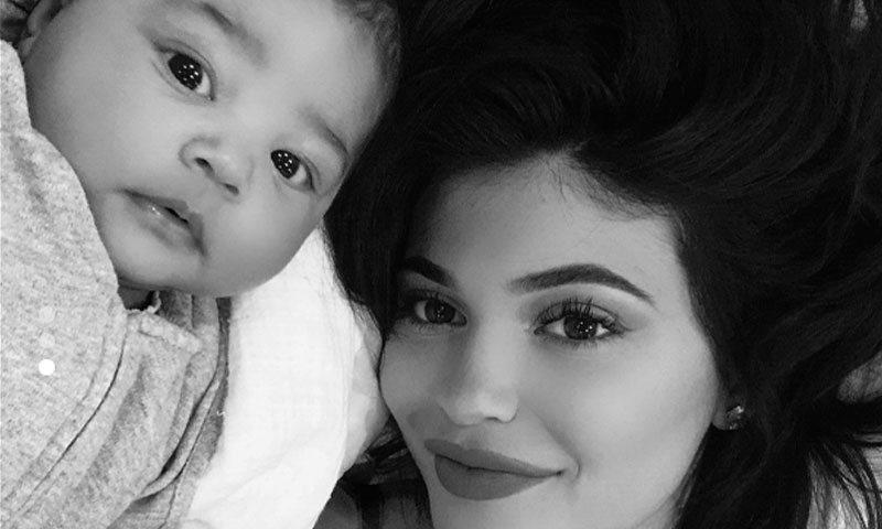 Stormi y Kylie Jenner causan sensacin con sus primeras selfies