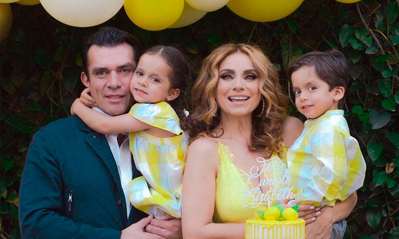 Elizabeth Álvarez celebra su cumpleaños rodeada del amor de su familia ...
