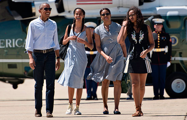 Barack, Michelle, Sasha y Malia Obama