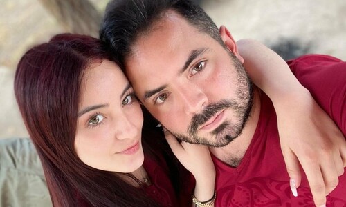 Así han celebrado su segundo aniversario de novios José Eduardo Derbez y Paola Dalay