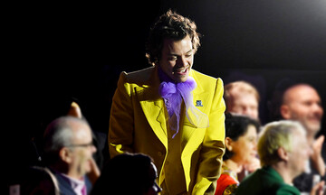 Harry Styles y el traje de la colección femenina de Marc Jacobs con el que marcó tendencia