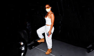 ¿Jennifer Lopez con botas de construcción? Así las hizo ver muy chic