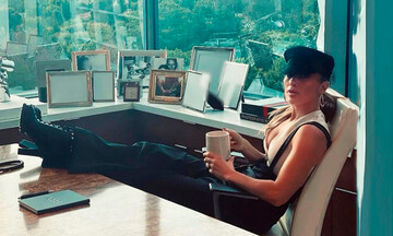 Jennifer Lopez y el look perfecto para trabajar desde casa
