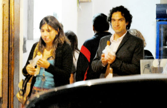 Quien Es La Nueva Novia De Poncho Herrera El Ex Rbd Y Su Chica En Romantico Paseo Y Cena En Df Foto 1