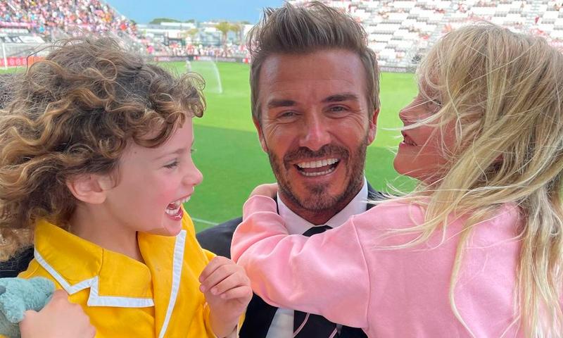Liv Tyler celebra el triunfo del ‘tío’ David Beckham con una foto junto a sus hijos