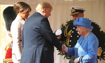Reina Isabel y Donald Trump
