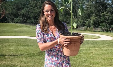 Kate Middleton y el perfecto vestido de flores para hacer jardinería