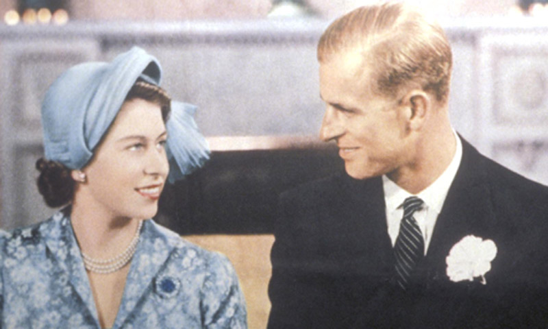 Los gestos más románticos del Duque de Edimburgo hacia la reina Isabel