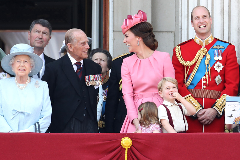 La familia numerosa que Felipe de Edimburgo formó con la ...