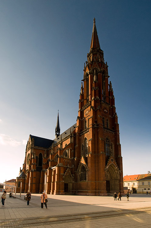 Croacia-Osijek-catedral