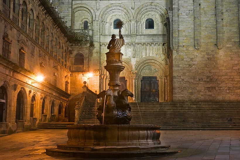 Santiago-Compostela-plaza-platerias